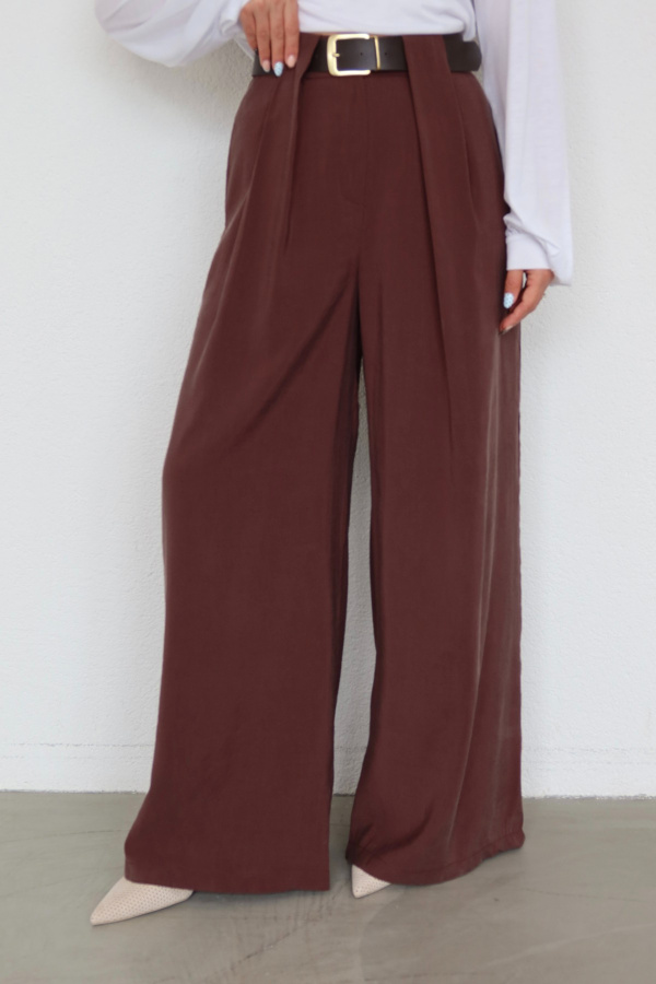 Çift Pileli Kemerli Geniş Kalıp Pantolon