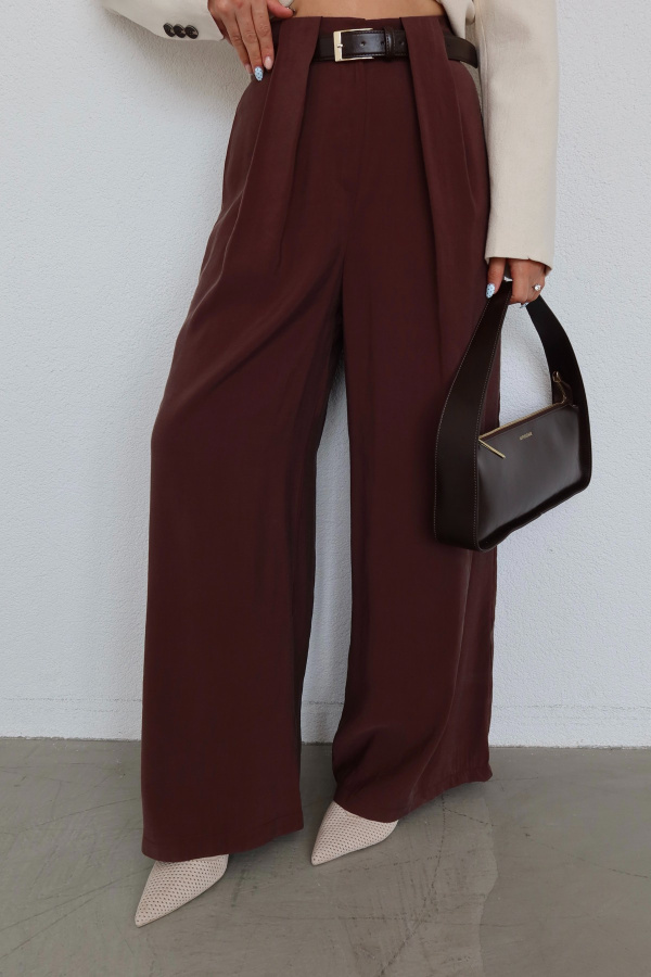 Çift Pileli Kemerli Geniş Kalıp Pantolon