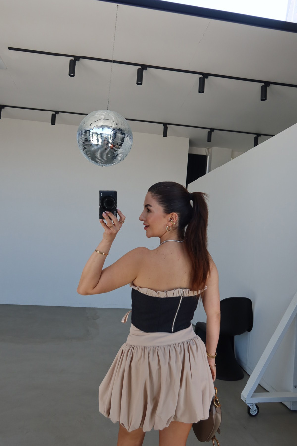 Bağlama Detaylı Büstiyer Etek Takım