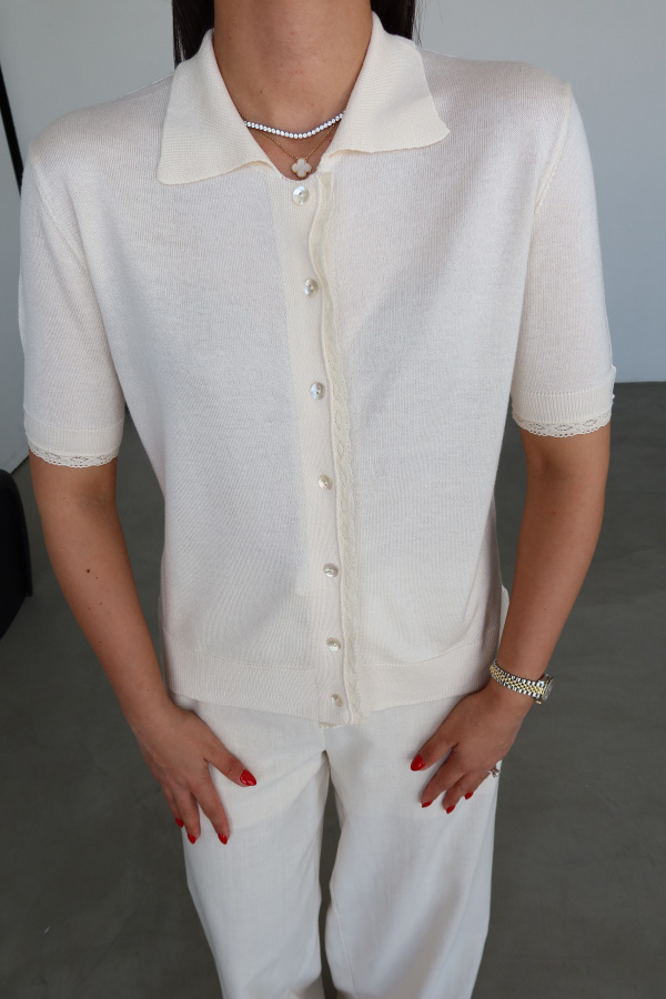 Polo Yaka Dantel Detaylı Hırka