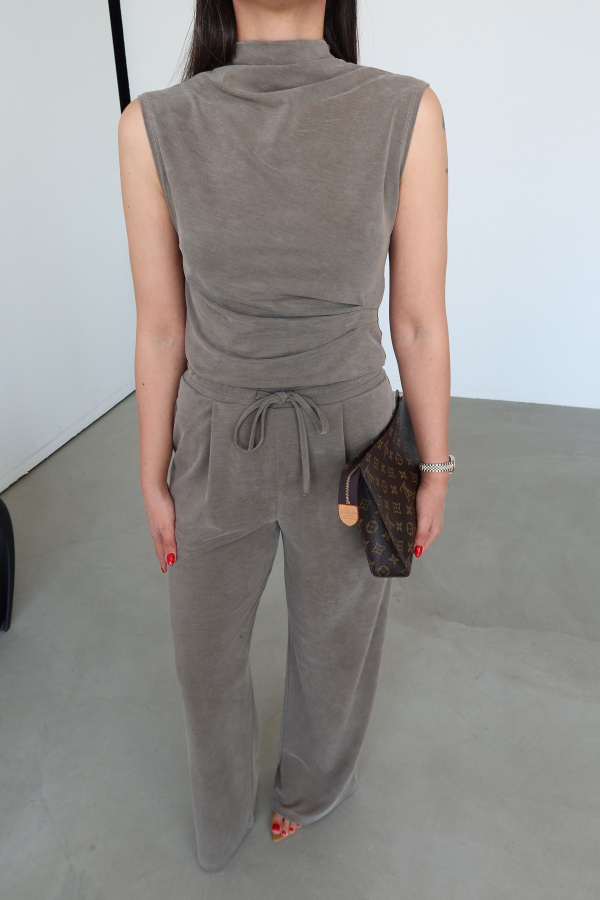 Dik Yaka Modal Bluz Pantolon Takım