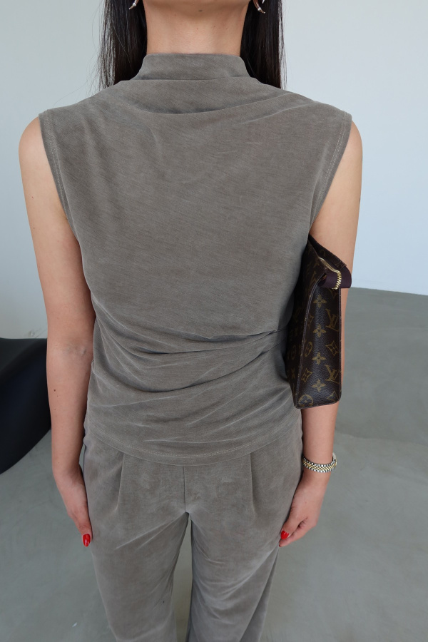 Dik Yaka Modal Bluz Pantolon Takım