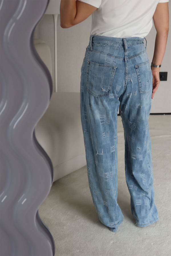 Dikiş Detaylı Bağcıklı Jean