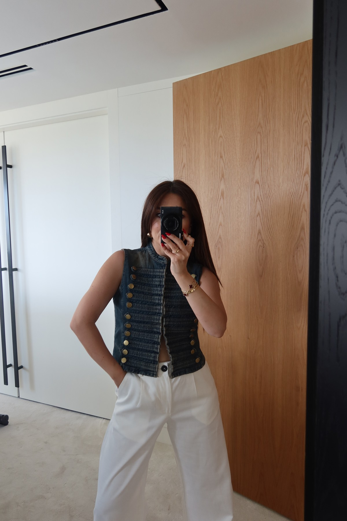 Gold Düğmeli Denim Yelek