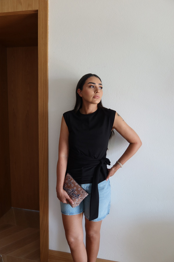 Belden Bağlamalı Kolsuz Bluz