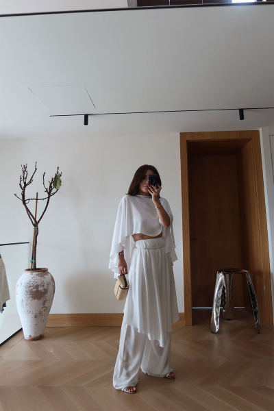 Etek Detaylı Pelerin Pantolon Takım