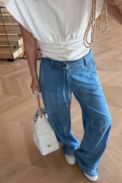 Beli Bağcıklı Çizgili Jean