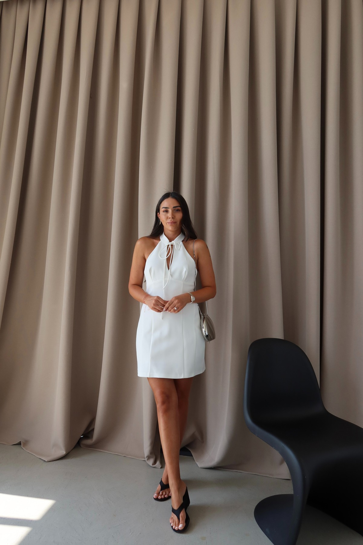 Halter Yaka Dikişli Elbise