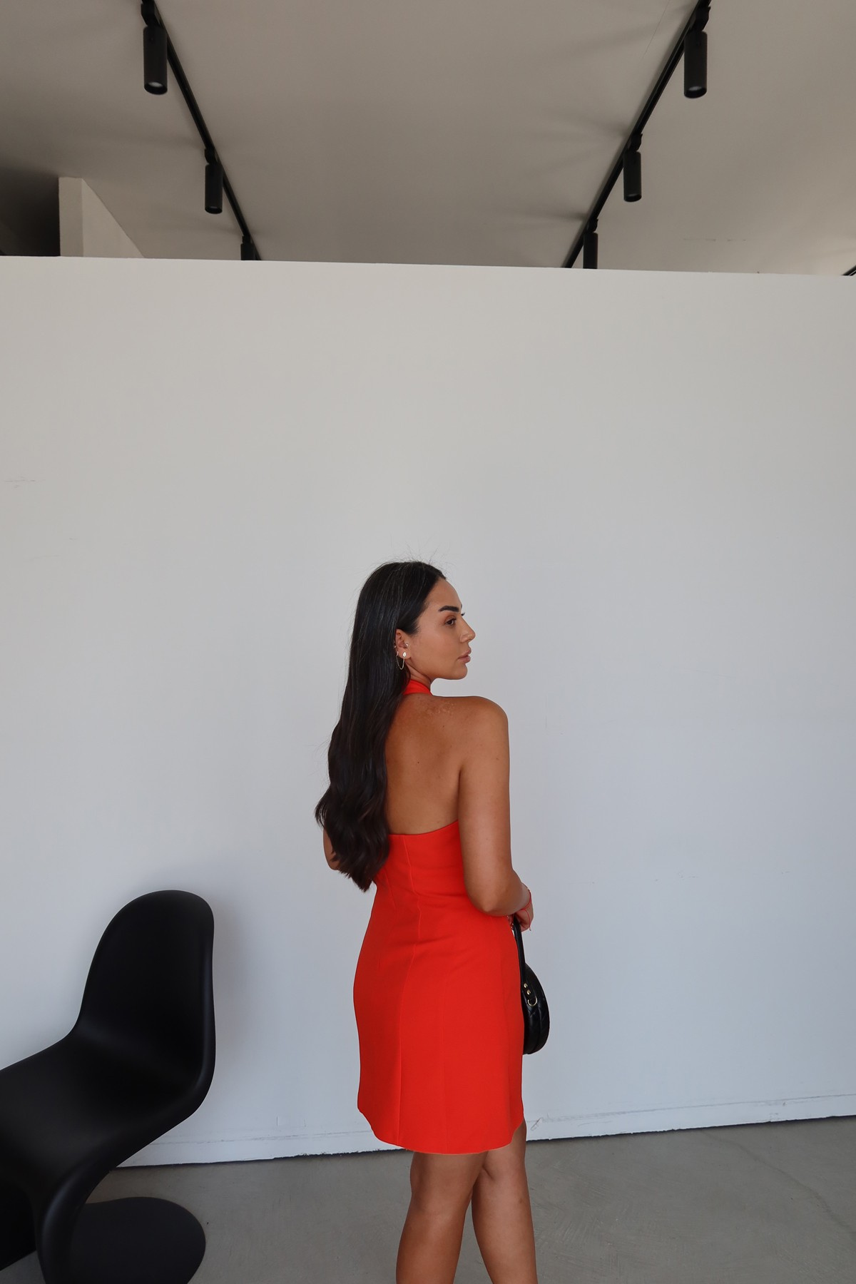 Halter Yaka Dikişli Elbise