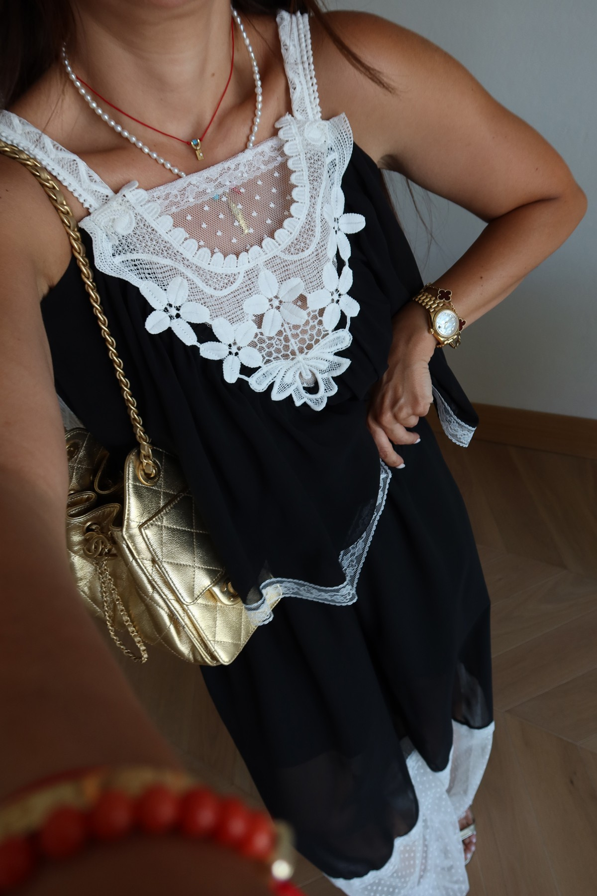 Güpür Ve Dantel Detaylı Bluz Pantolon Takım