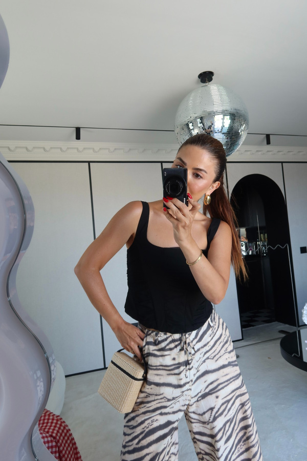 Tül Garnili Crop