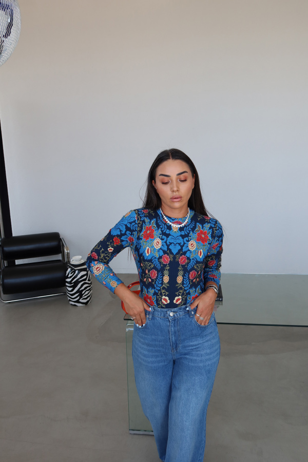 Desenli Çıtçıtlı Bodysuit