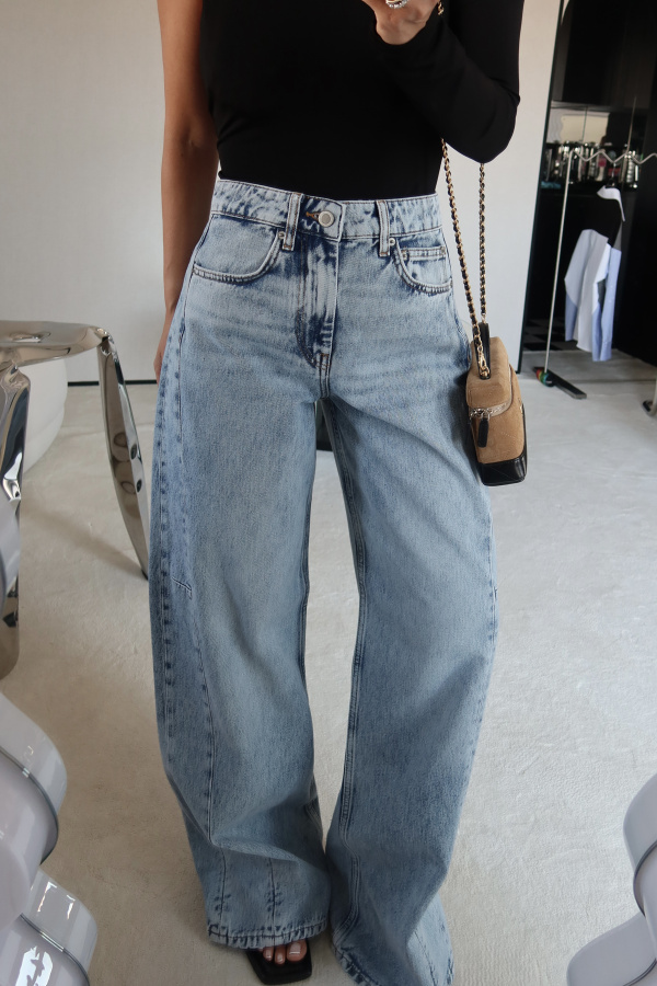 Yıkamalı Dikiş Detaylı Jean
