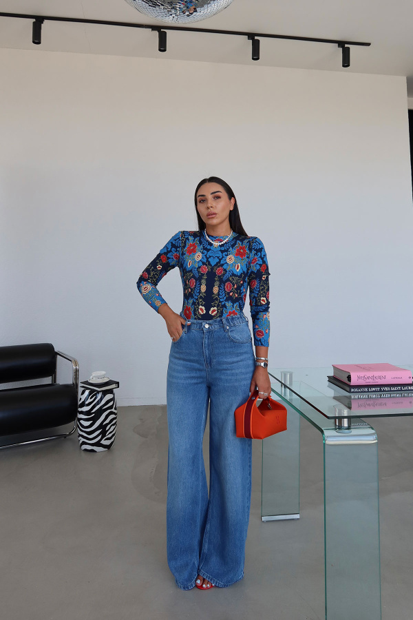 Beli Lastikli Taşlamalı jean