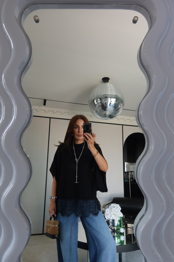 Etek Ucu Dantelli Oversize Triko