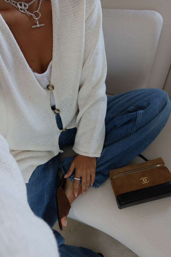V Yaka Oversize Hırka