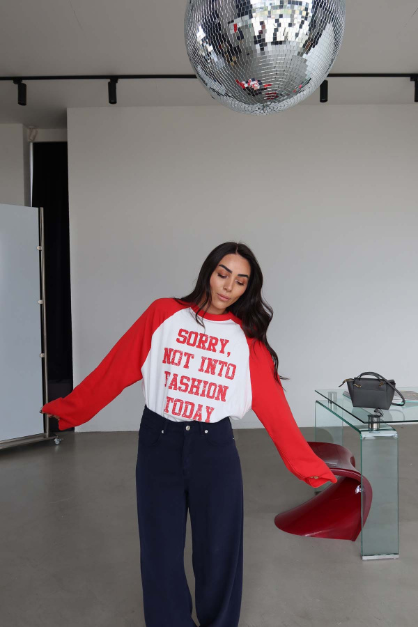 Çift Renk Yazı Baskılı Sweat